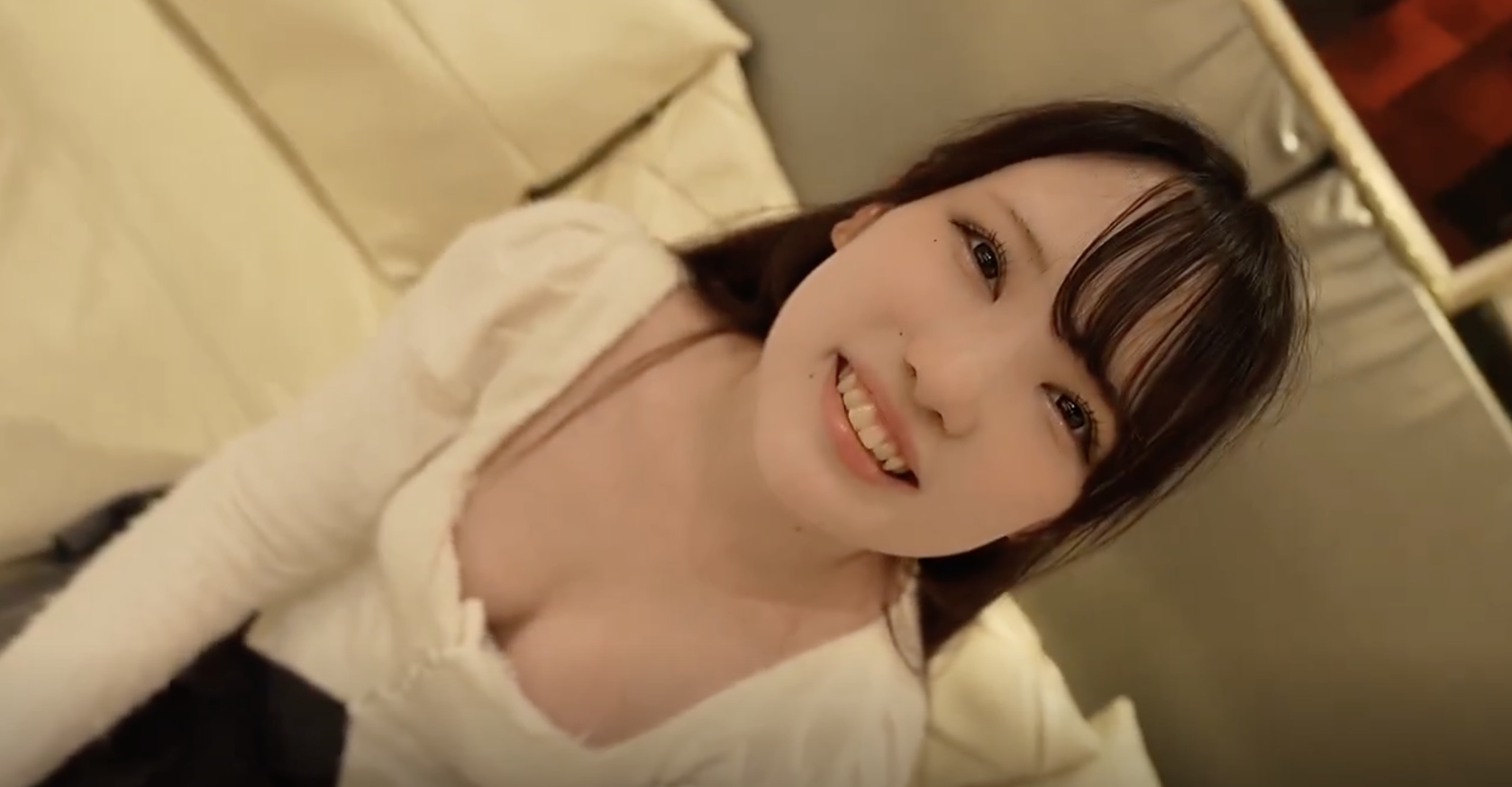 FC2_PPV_4583670 – Cơ thể quyễn rũ của cô nàng ngực tự nhiên